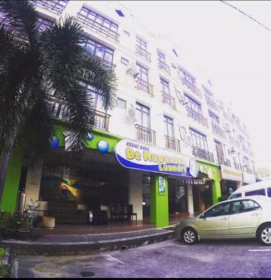Oyo Home 90419 Sahar Guesthouse Malacca Exterior photo